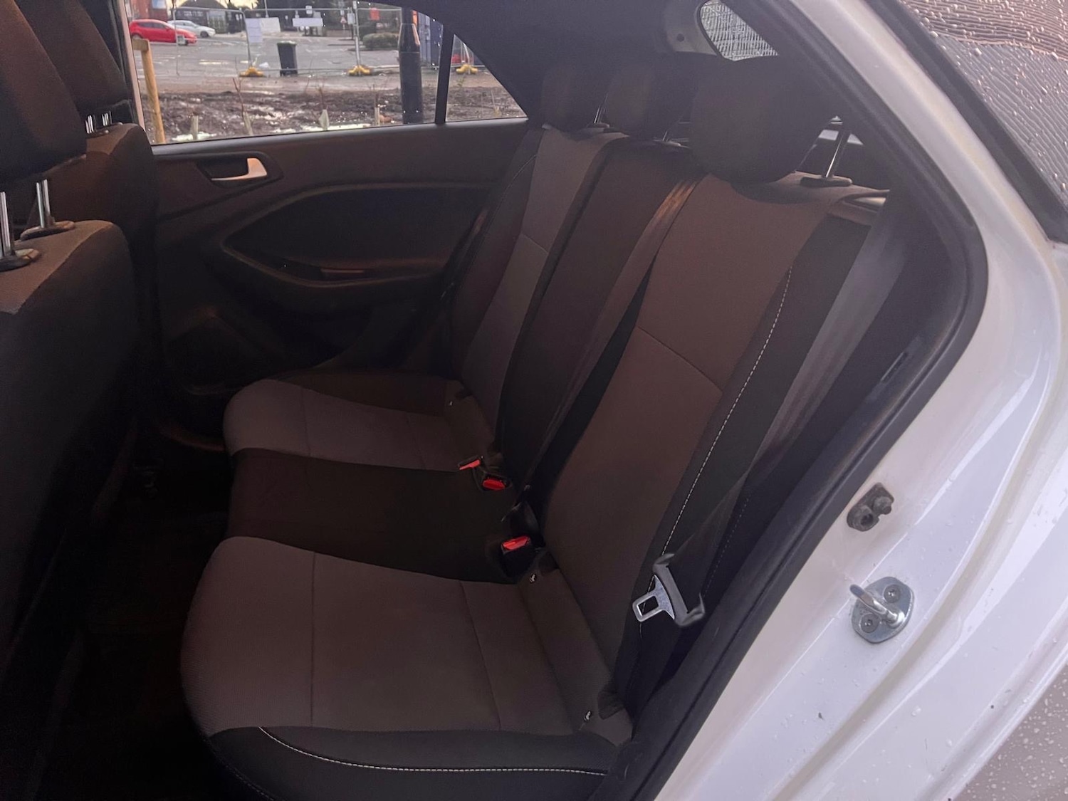 Used Hyundai i20 2016 for sale - 77240211: Photo 20