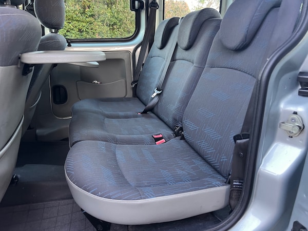 Used Renault Kangoo 2007 for sale - 76249283: Photo 25