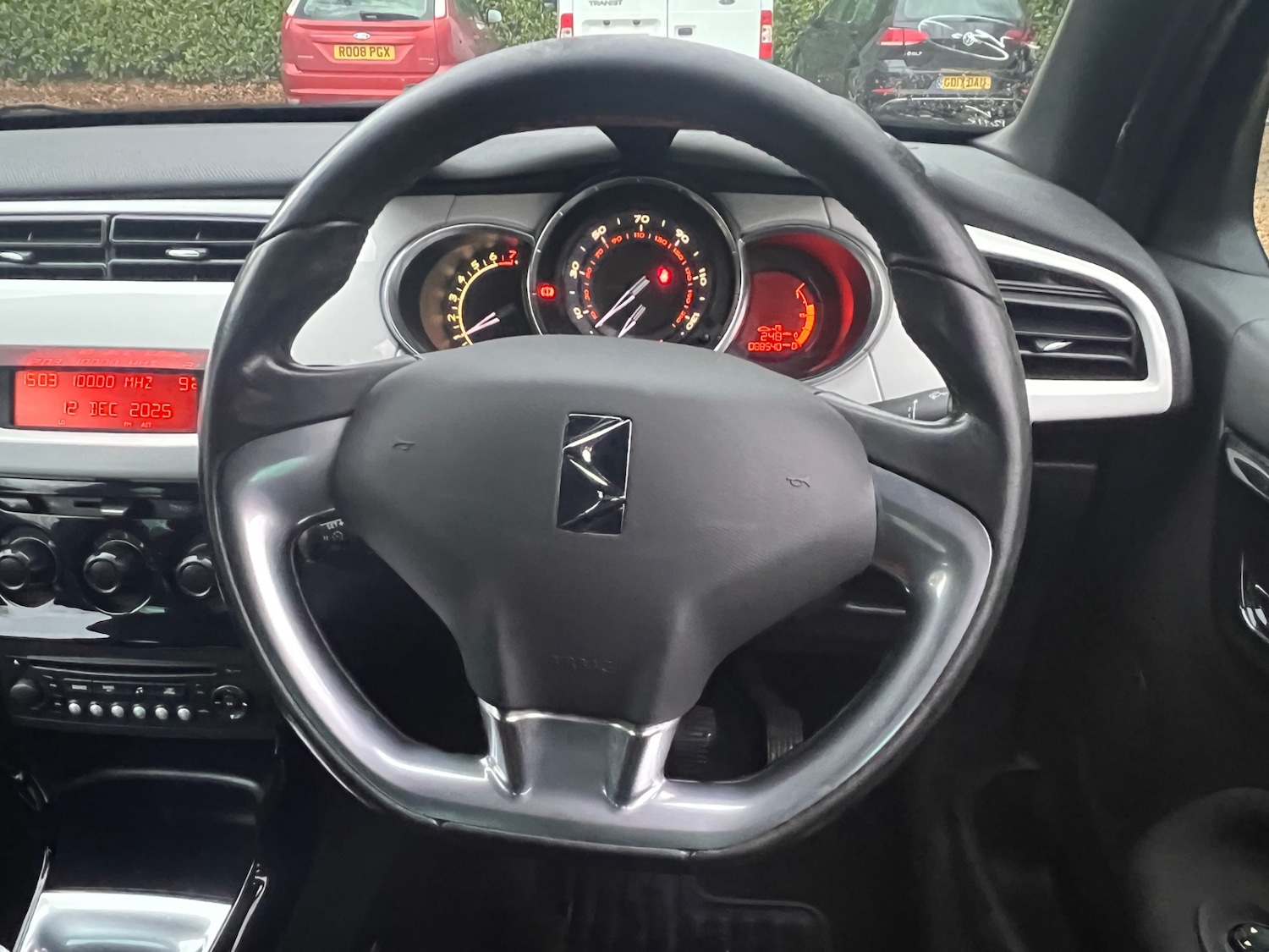 Used Citroen DS3 2011 for sale - 76945867: Photo 16