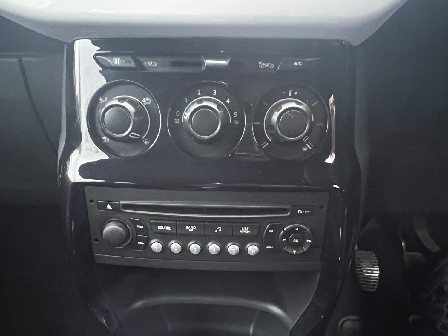 Used Citroen DS3 2011 for sale - 76945867: Photo 18