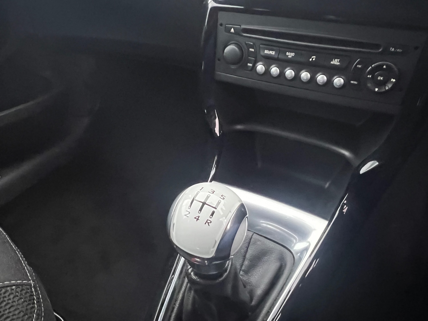 Used Citroen DS3 2011 for sale - 76945867: Photo 19