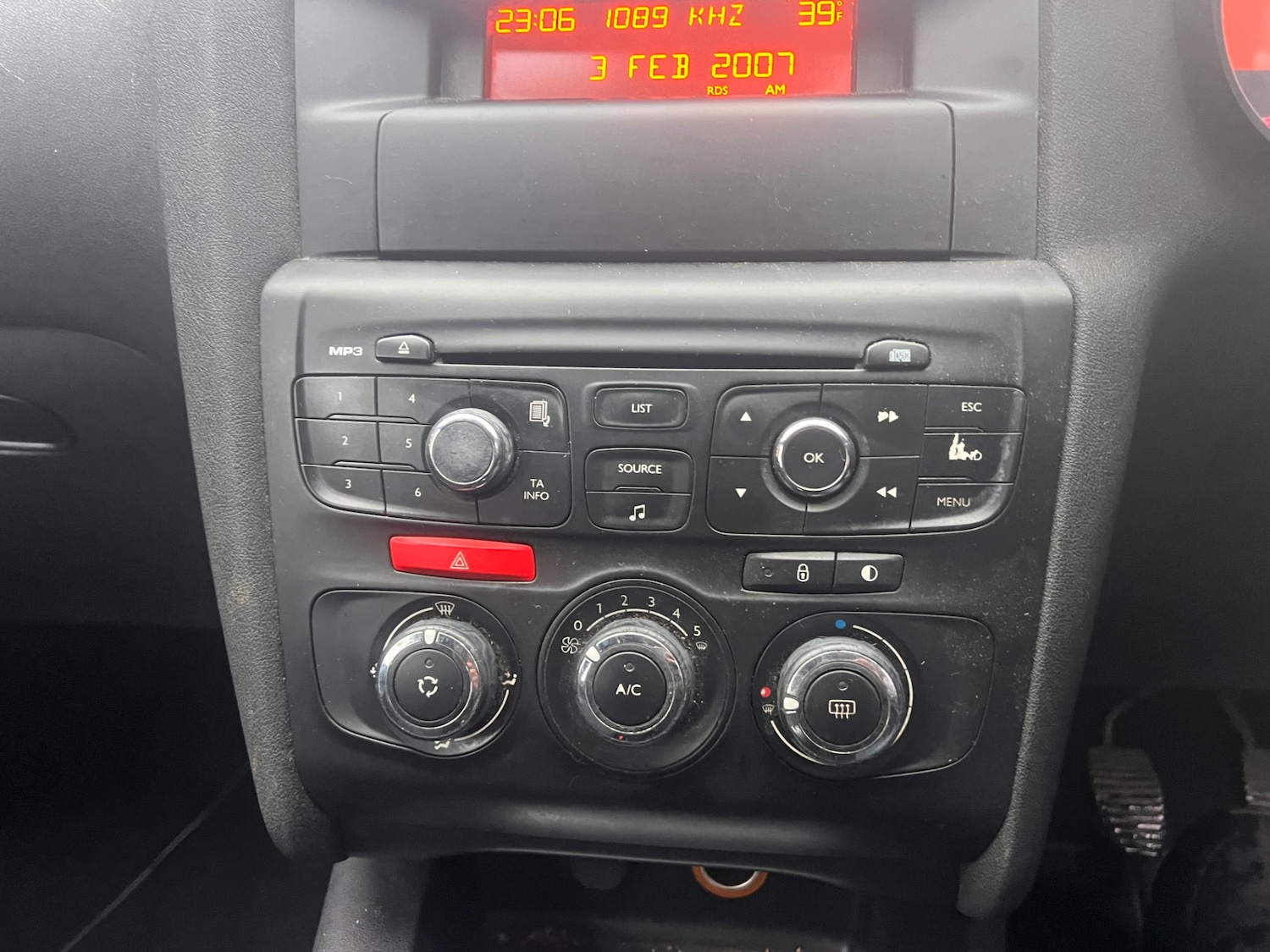 Used Citroen C4 2011 for sale - 77166080: Photo 10