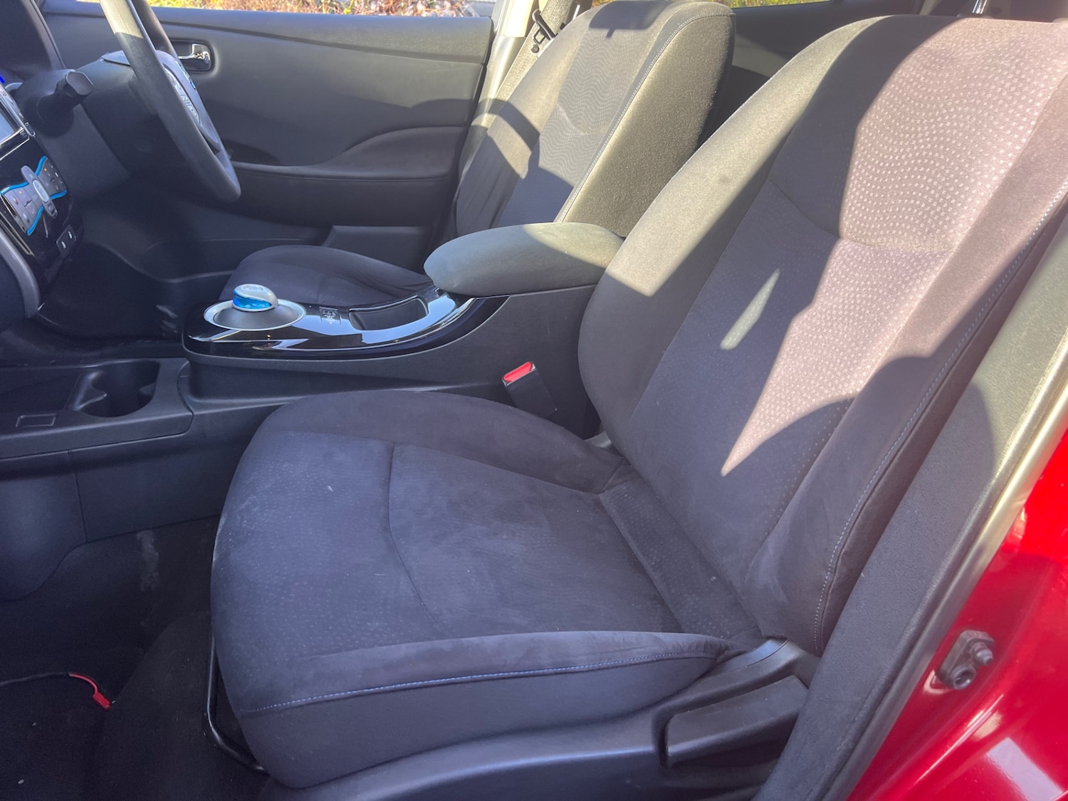 Used Nissan Leaf 2015 for sale - 77059865: Photo 18