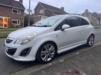 Used Vauxhall Corsa 2011 for sale - 77061549: Photo