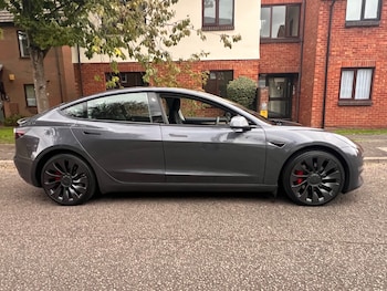 Used Tesla Model 3 2021 for sale - 76040588: Photo