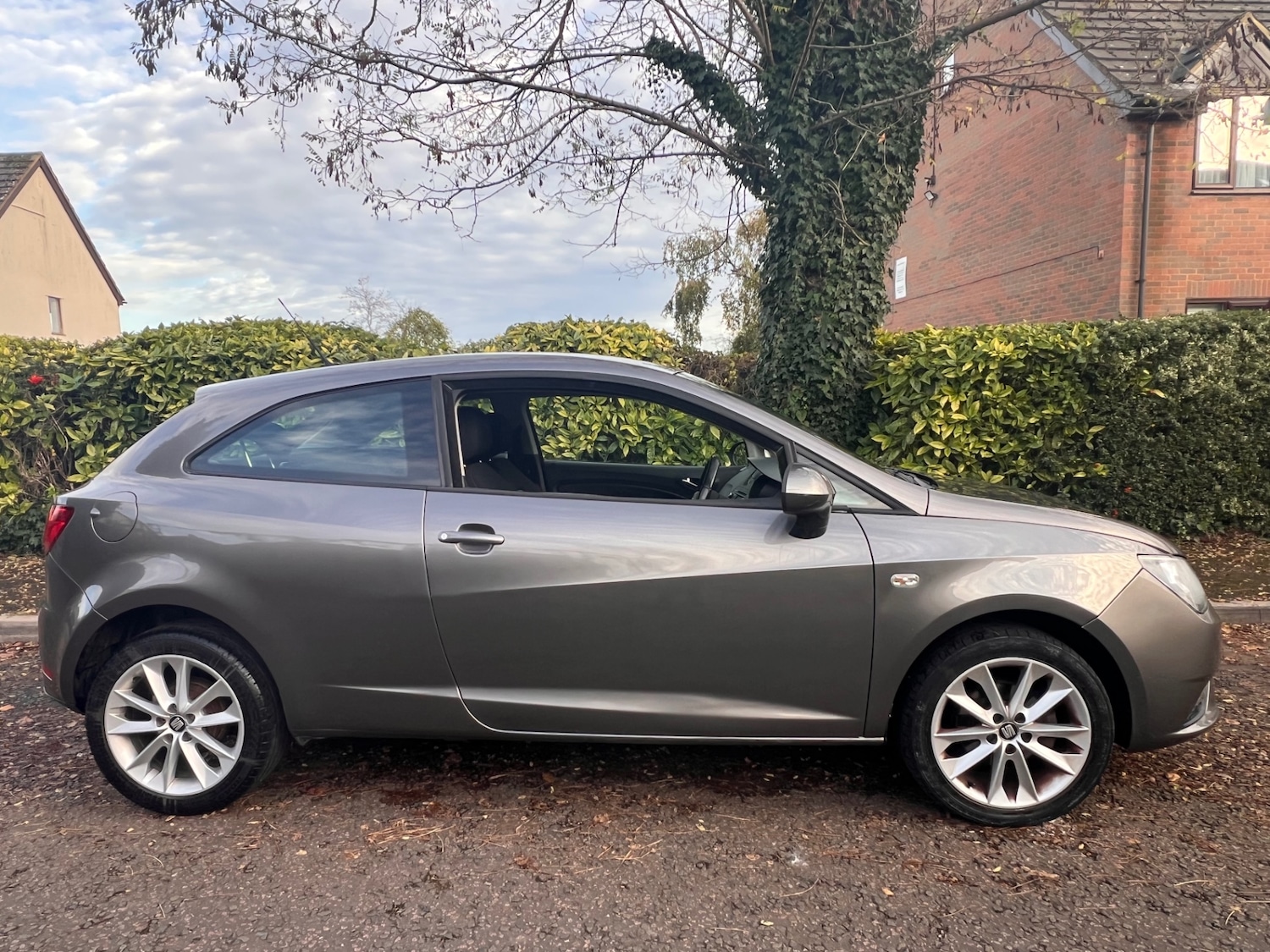Used SEAT Ibiza 2015 for sale - 76693896: Photo 2