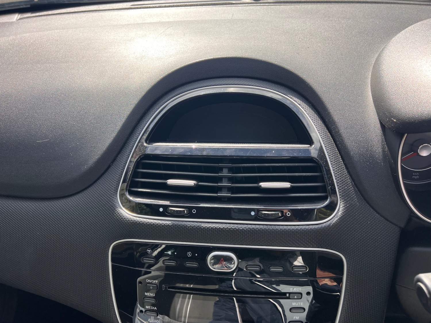 Used Fiat Punto 2012 for sale - 76143287: Photo 14
