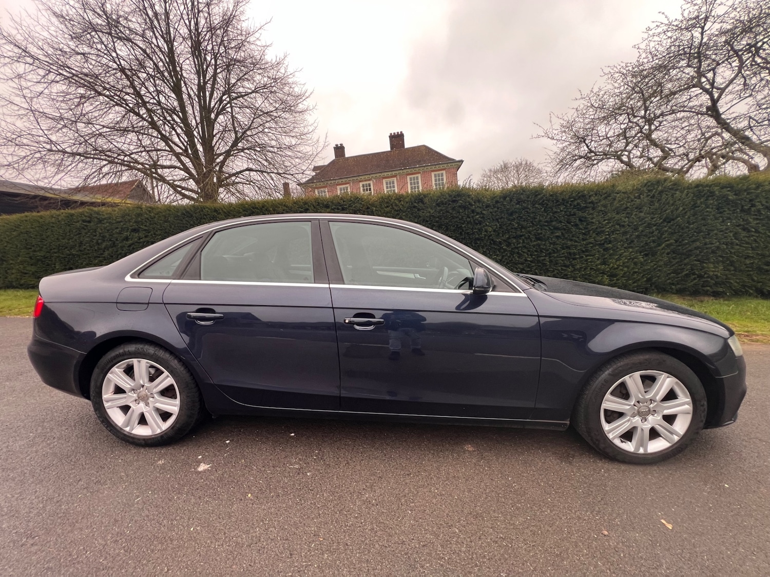 Used Audi A4 2010 for sale - 77945482: Photo 10