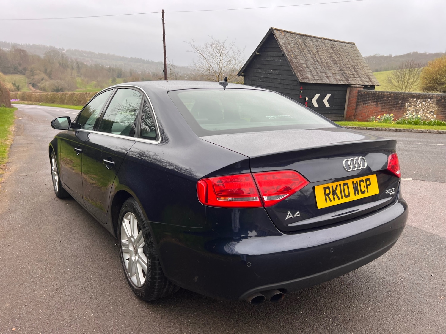 Used Audi A4 2010 for sale - 77945482: Photo 4