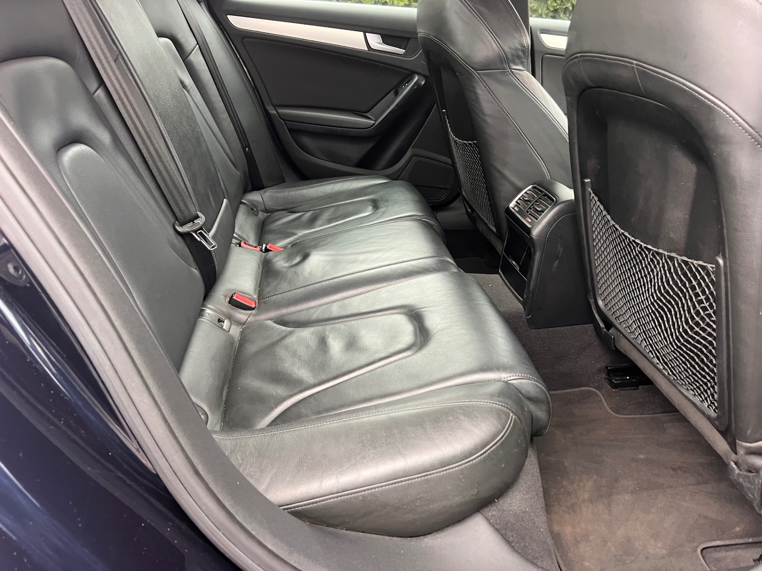 Used Audi A4 2010 for sale - 77945482: Photo 7