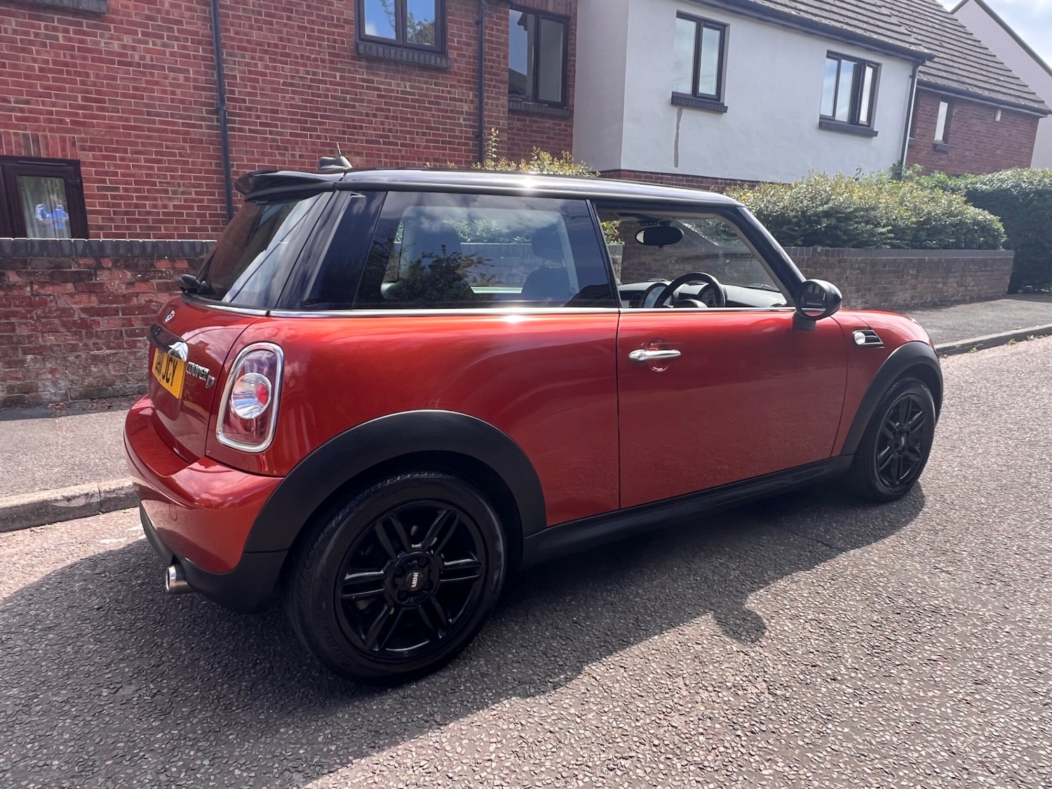 MINI Hatch 2011 (11) - 1.6 Cooper D 3dr - Image 3