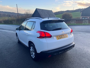 Used Peugeot 2008 2014 for sale - 77051559: Photo