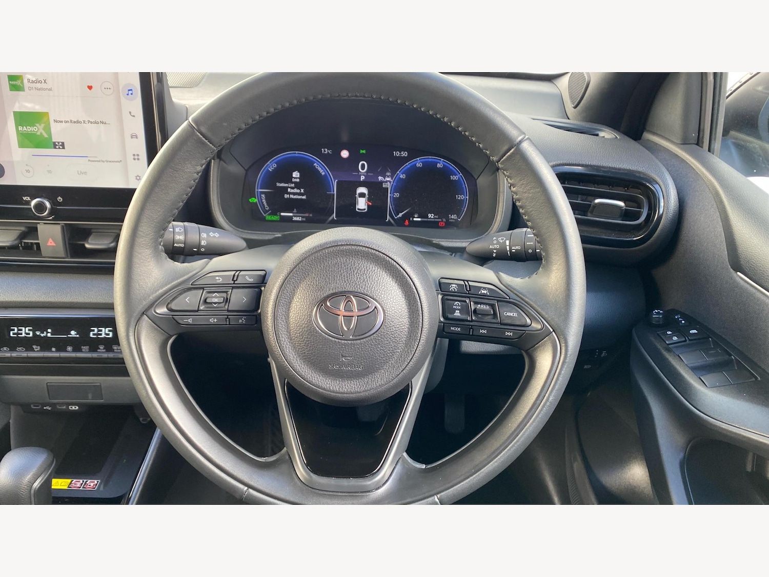 Used Toyota Yaris 2024 for sale - 76389387: Photo 10
