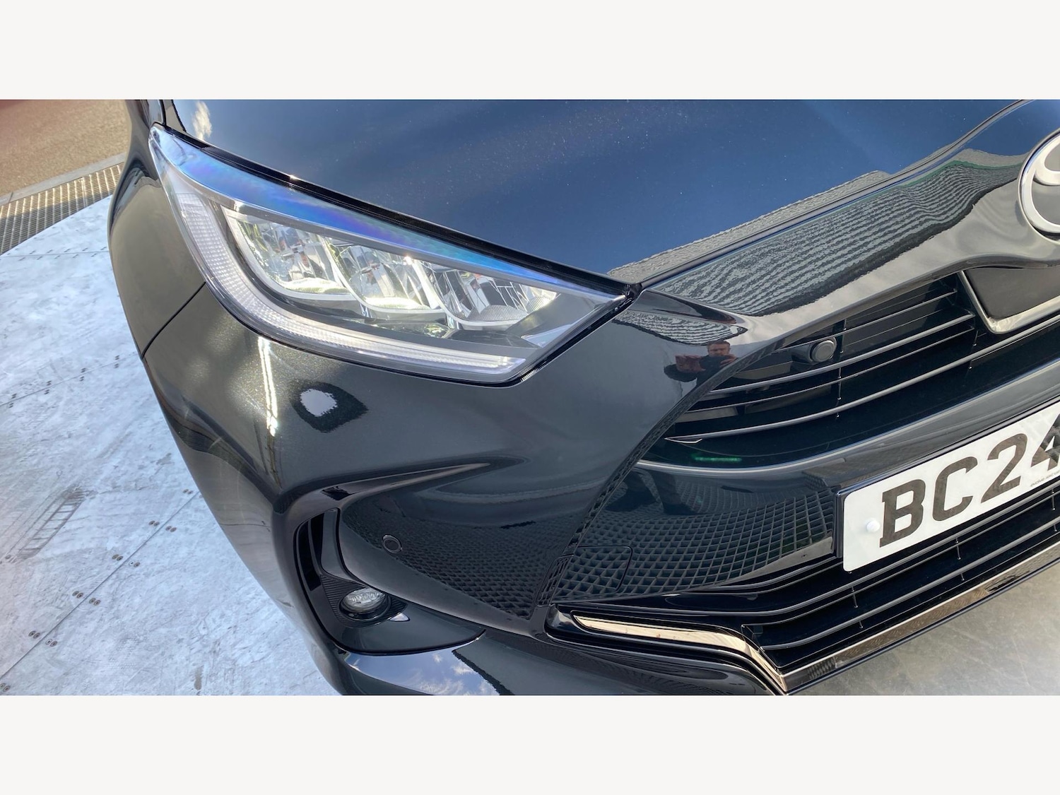 Used Toyota Yaris 2024 for sale - 76389387: Photo 34