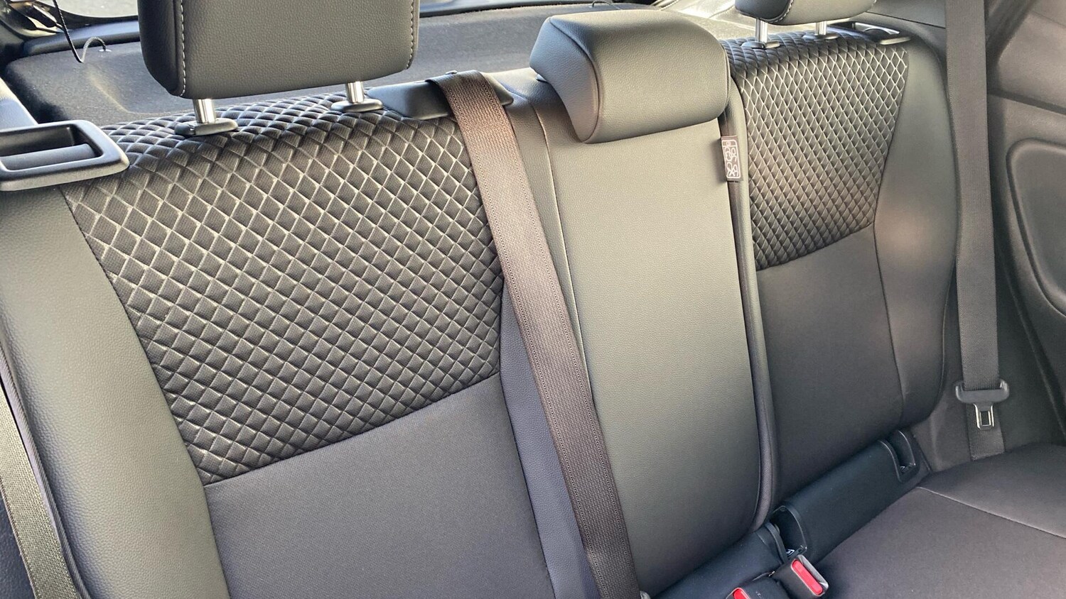 Used Toyota Yaris 2024 for sale - 76389387: Photo 37