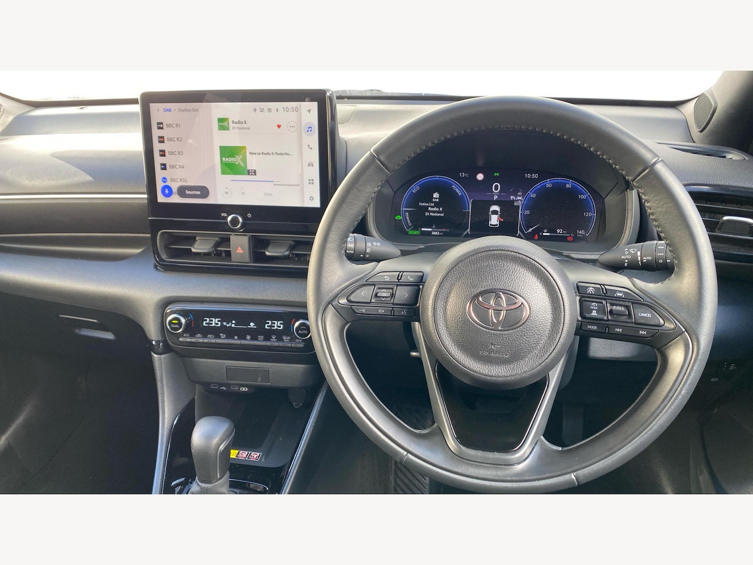 Used Toyota Yaris 2024 for sale - 76389387: Photo 8