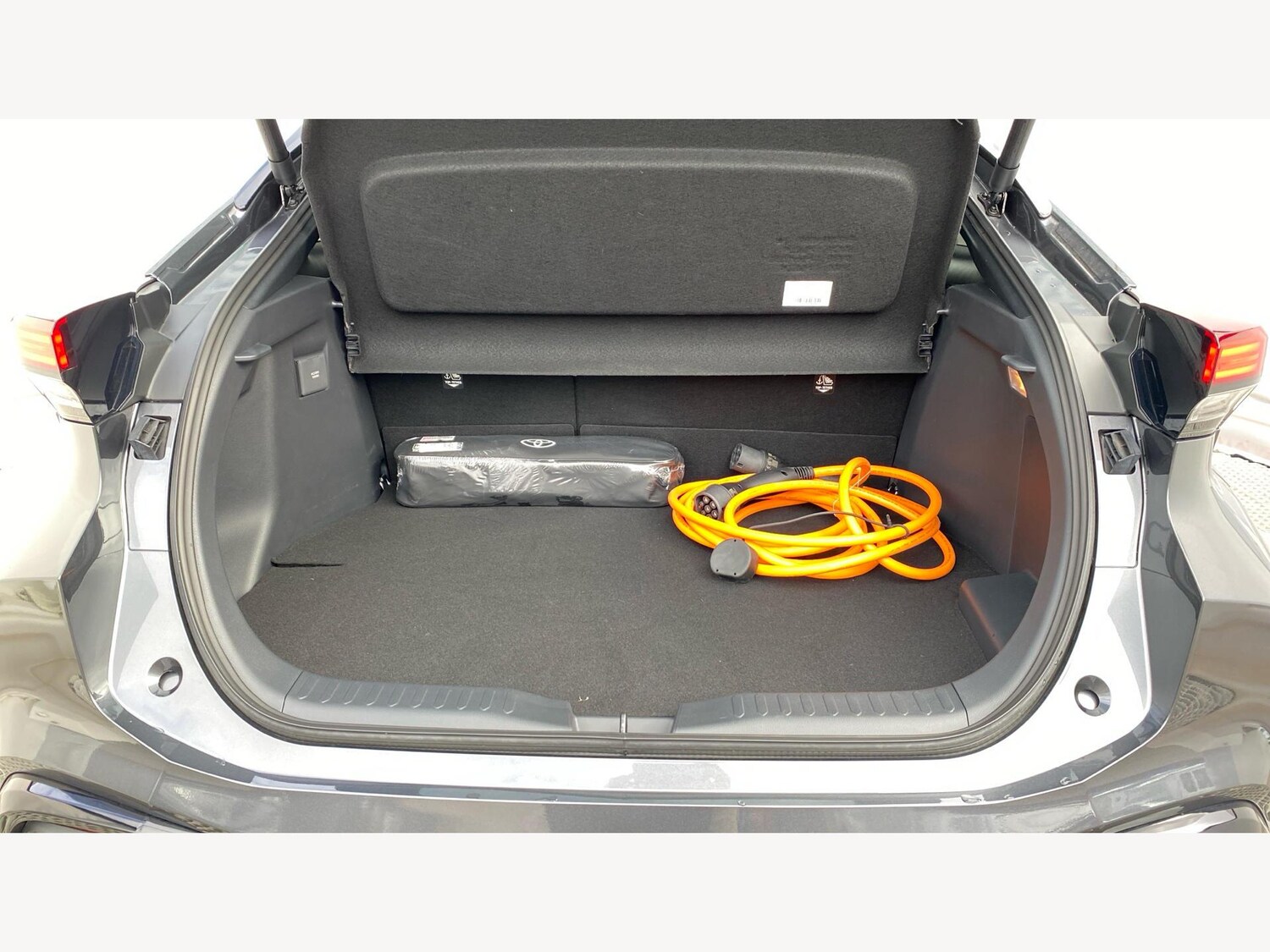 Used Toyota C-HR 2025 for sale - 76084052: Photo 16