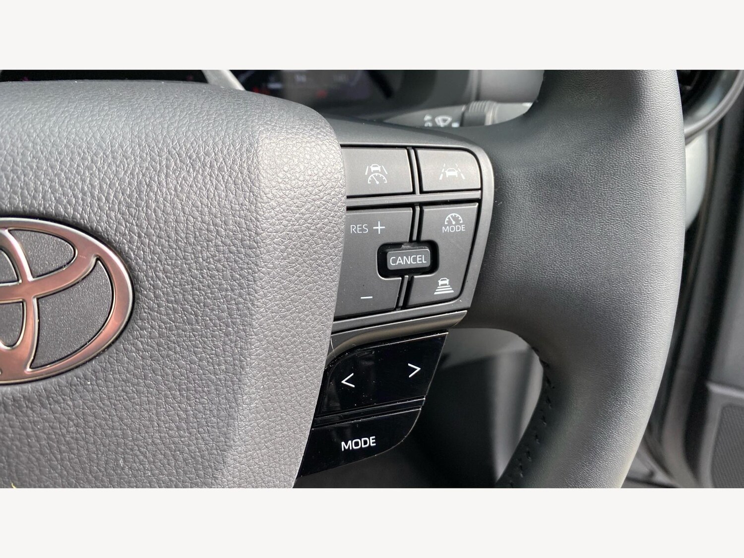 Used Toyota C-HR 2025 for sale - 76084052: Photo 31