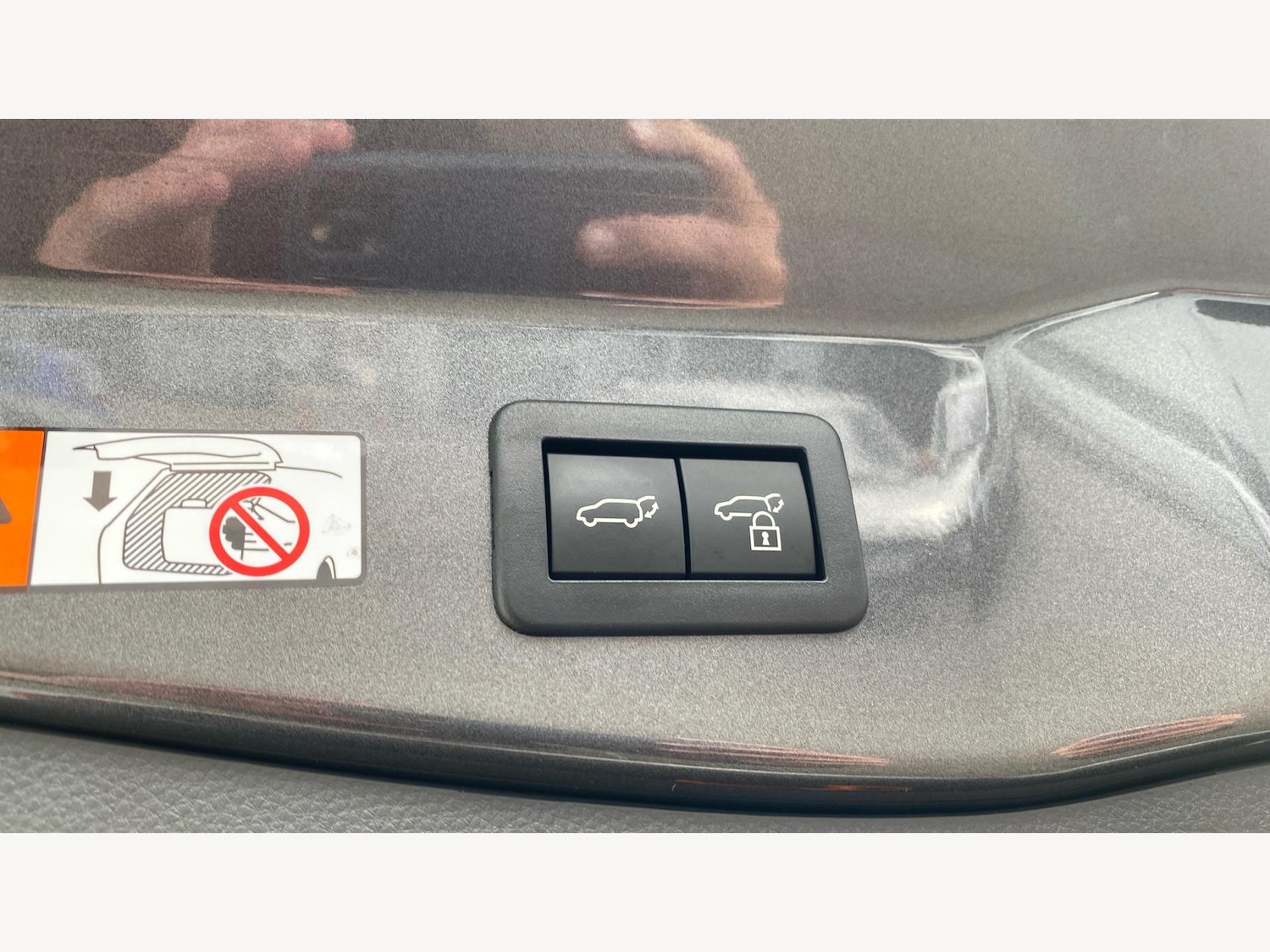 Used Toyota C-HR 2025 for sale - 76084052: Photo 33