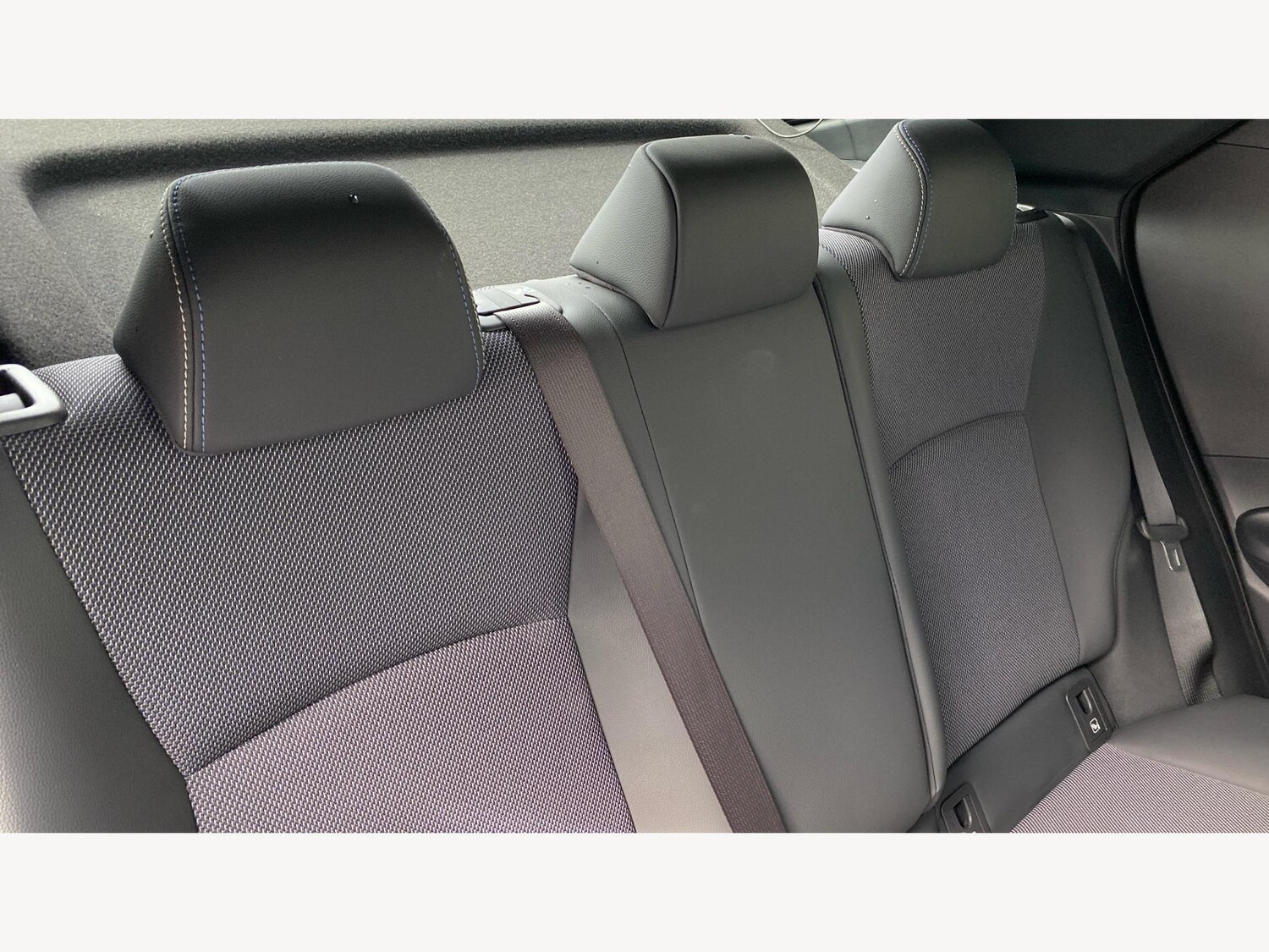 Used Toyota C-HR 2025 for sale - 76084052: Photo 38