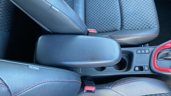 Used Toyota Yaris 2020 for sale - 76295739: Photo 40