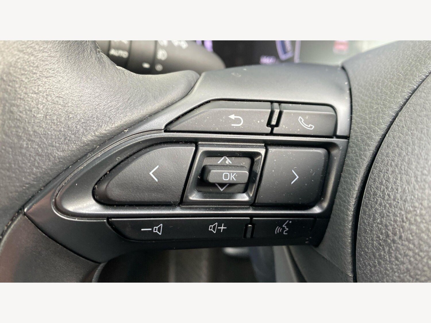 Used Toyota Yaris Cross for sale - 77808713: Photo 31