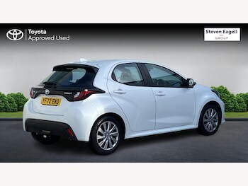 Used Toyota Yaris 2022 for sale - 77320317: Photo