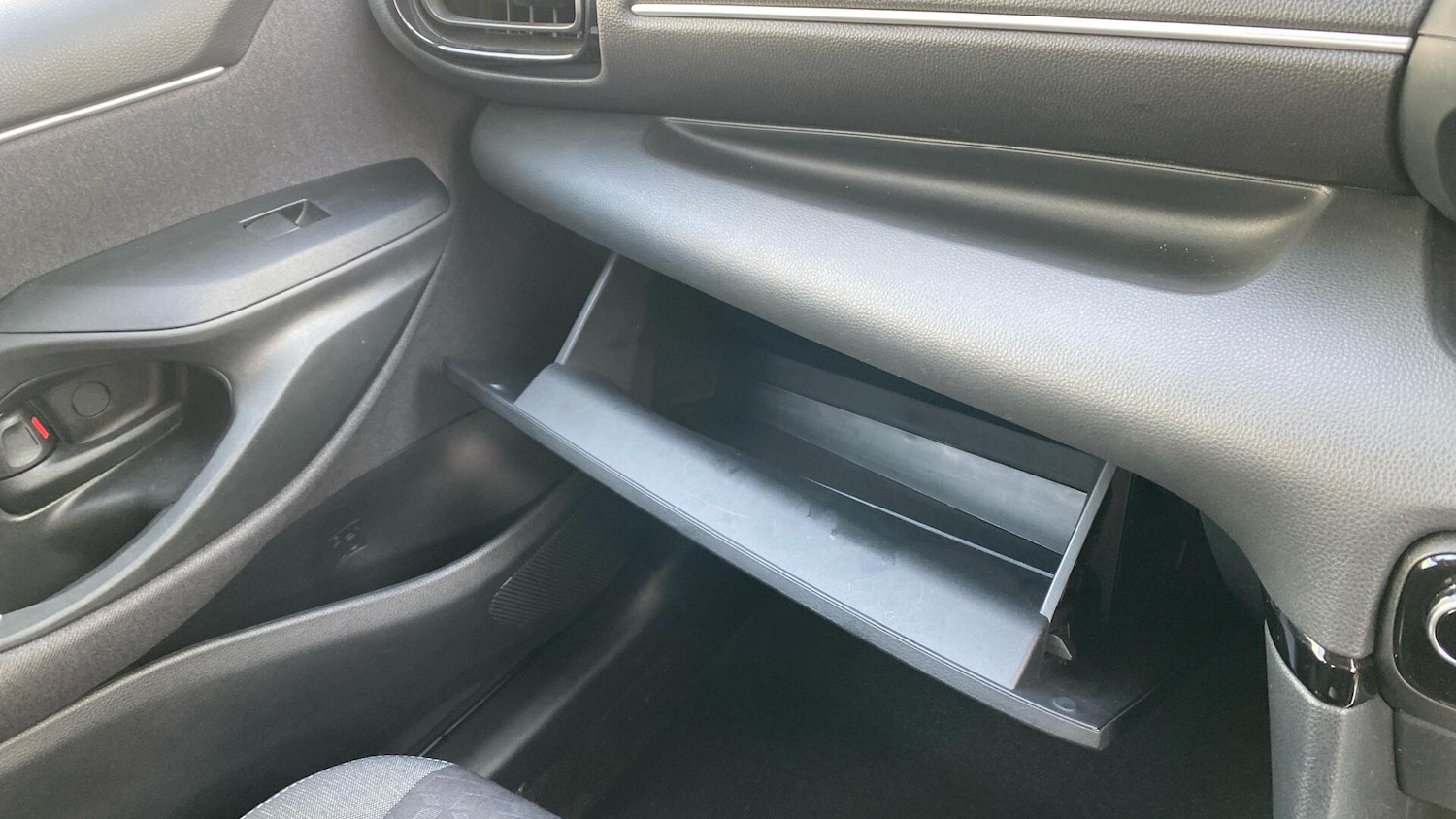 Used Toyota Yaris 2022 for sale - 77320317: Photo 41