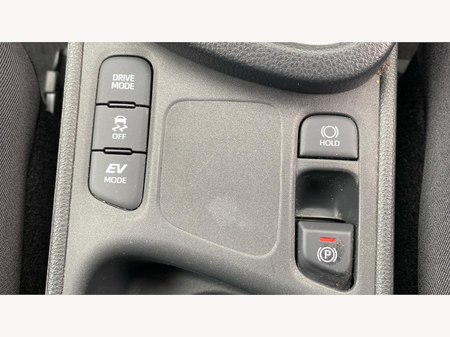 Used Toyota Yaris Cross 2023 for sale - 76072925: Photo 42