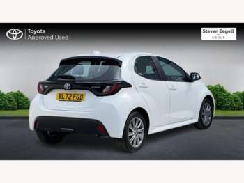 Used Toyota Yaris 2022 for sale - 74921108: Photo