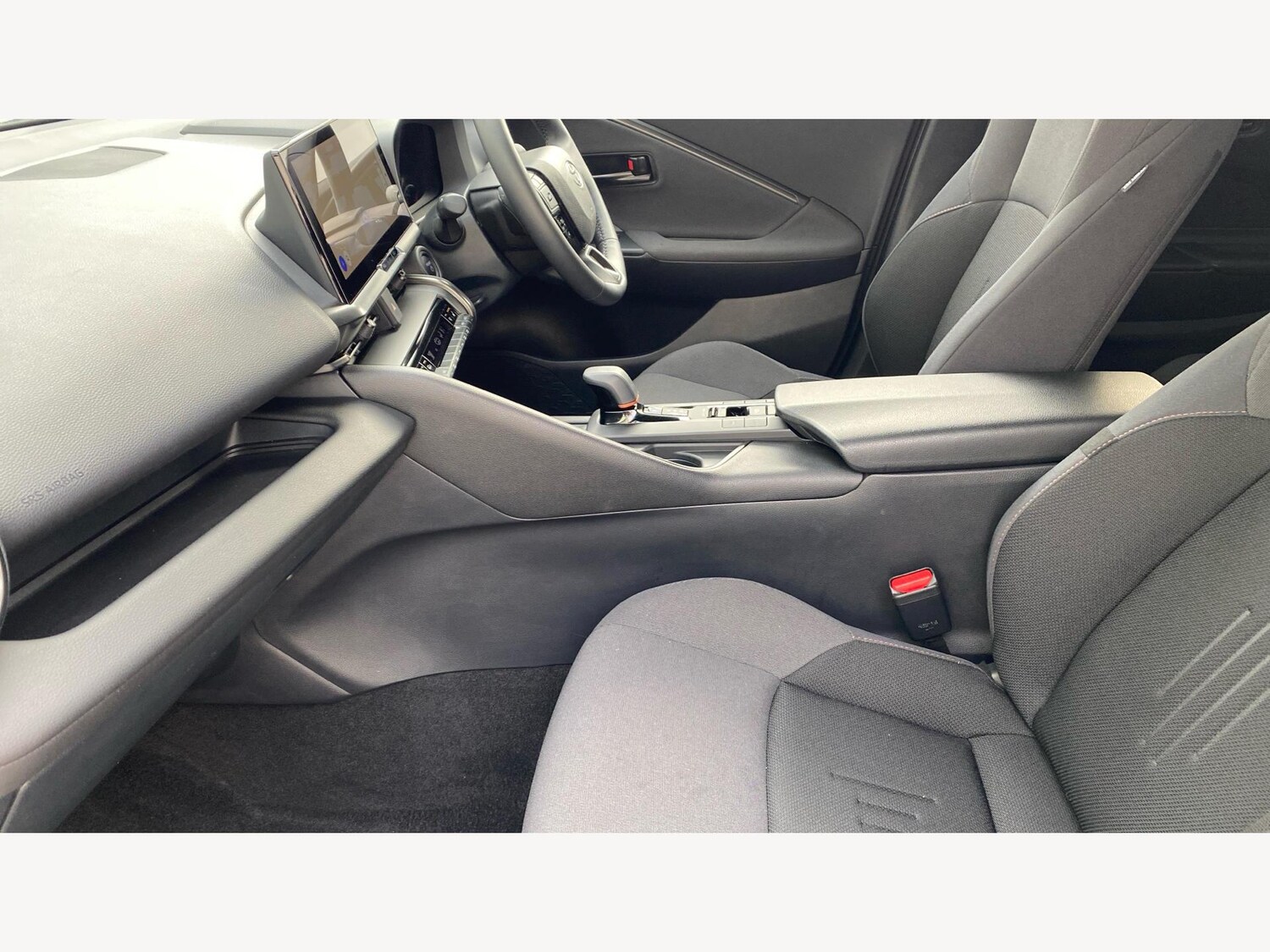 Used Toyota C-HR 2024 for sale - 77478500: Photo 12