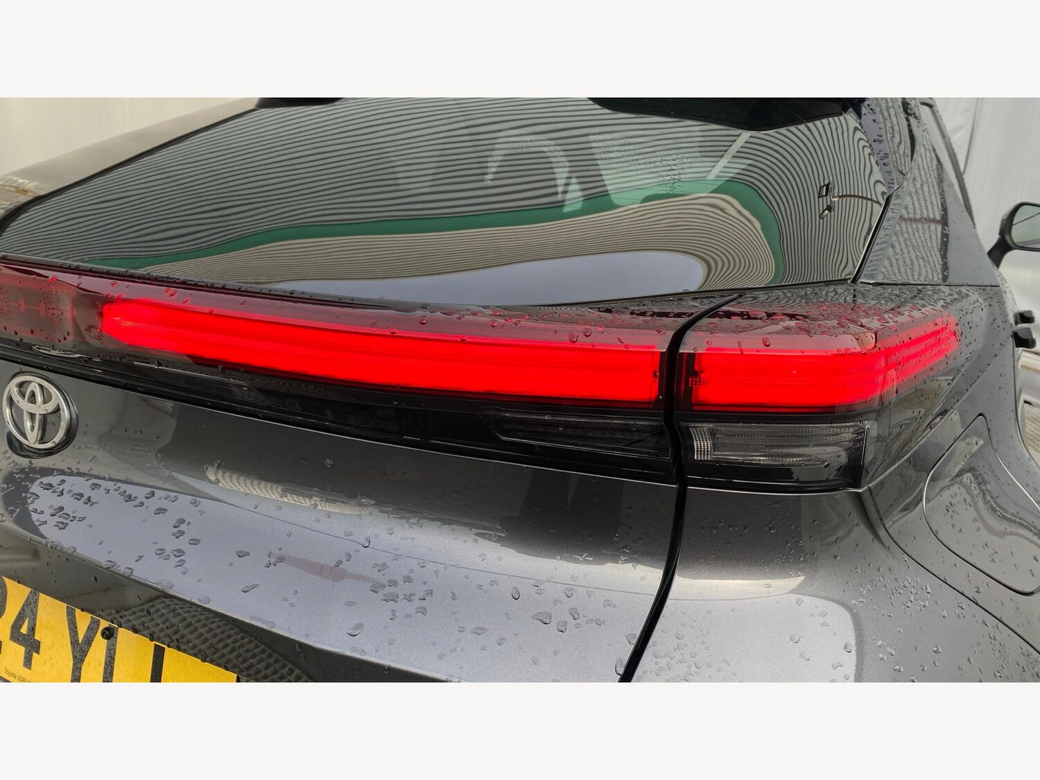 Used Toyota C-HR 2024 for sale - 77478500: Photo 22