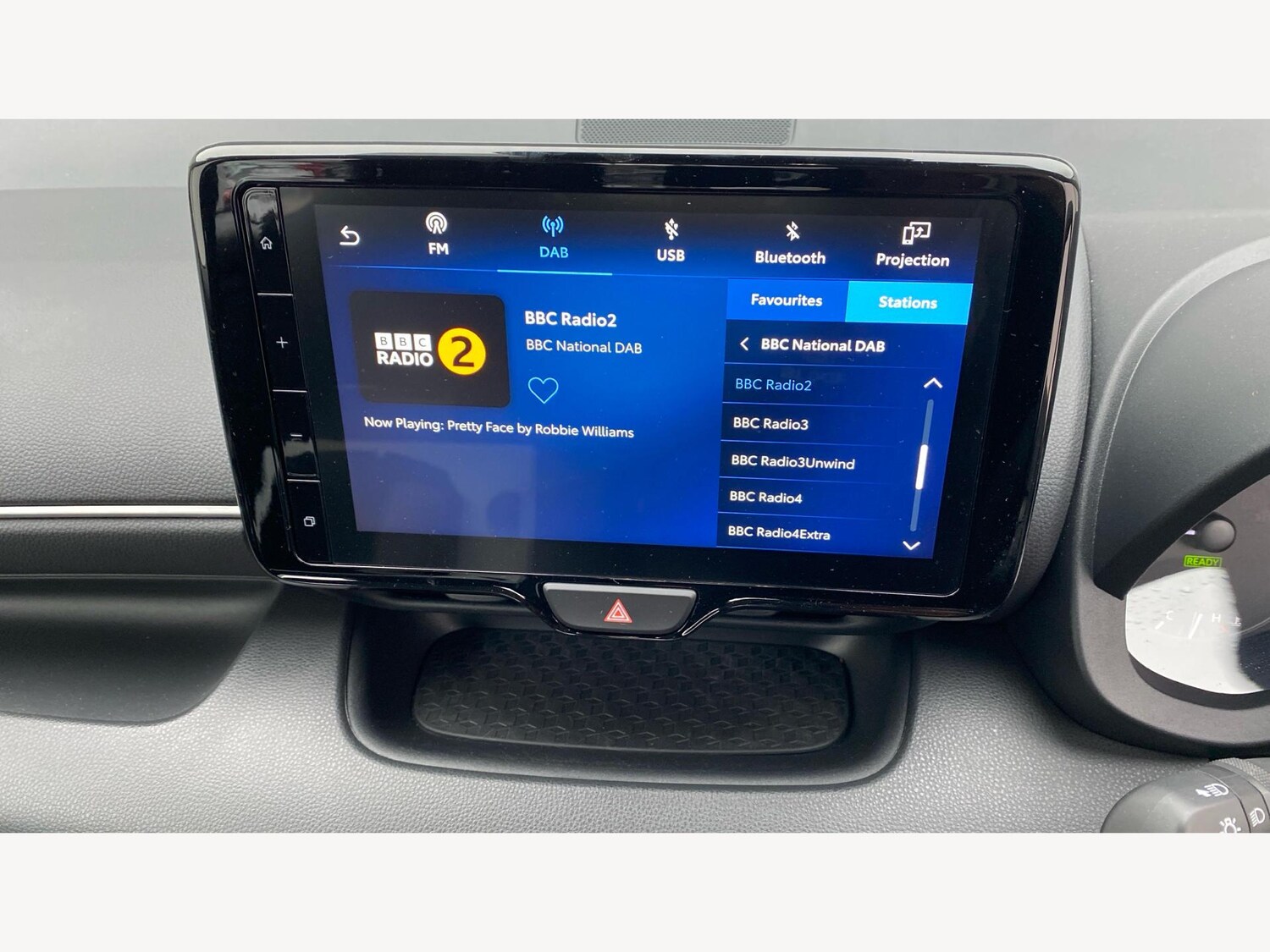 Used Toyota Yaris 2024 for sale - 76457750: Photo 27