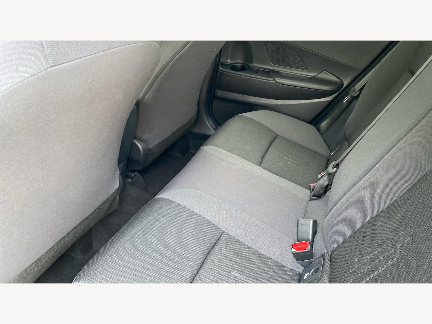 Used Toyota C-HR 2025 for sale - 76457624: Photo 15