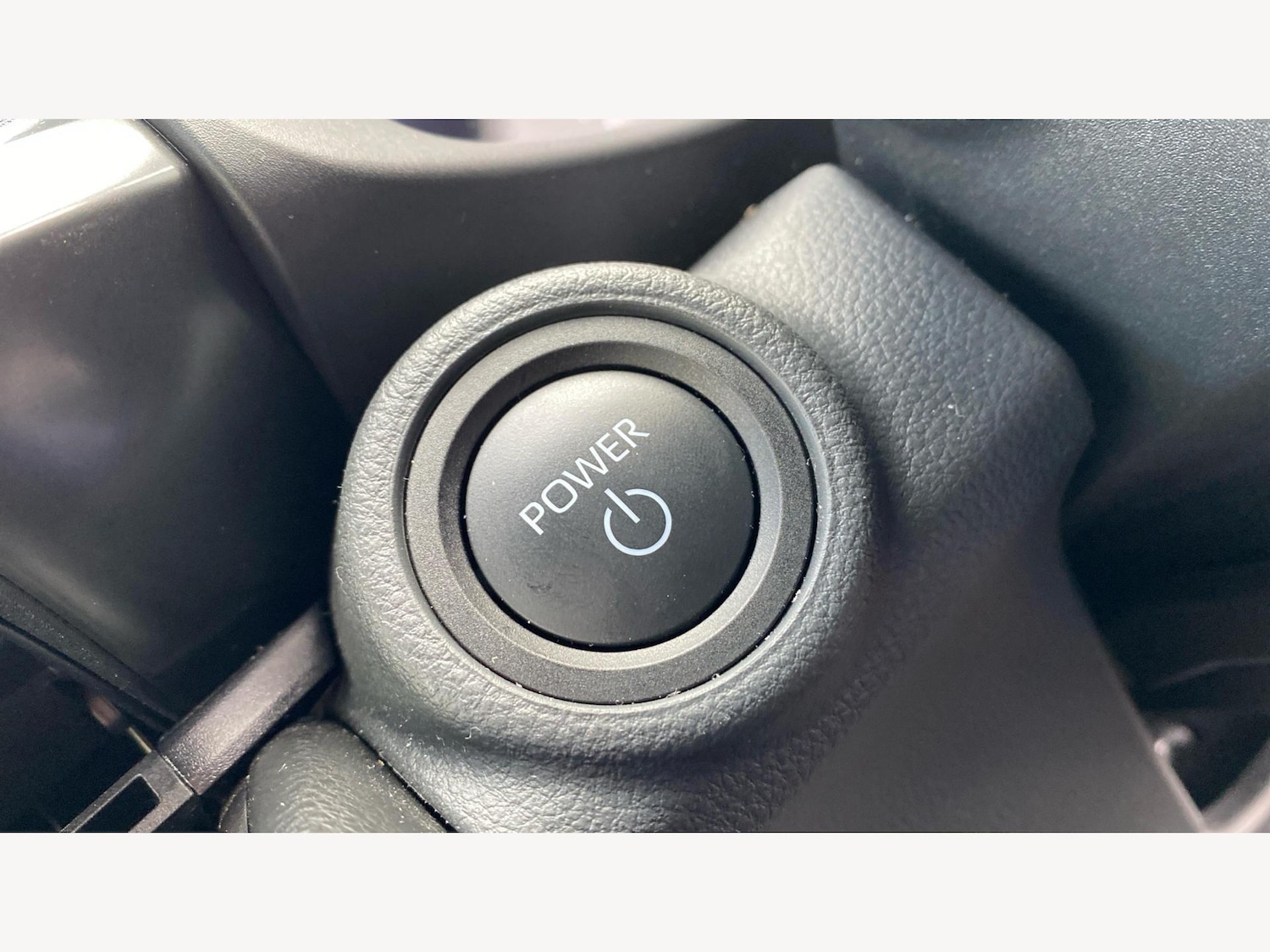 Used Toyota C-HR 2025 for sale - 76457624: Photo 29