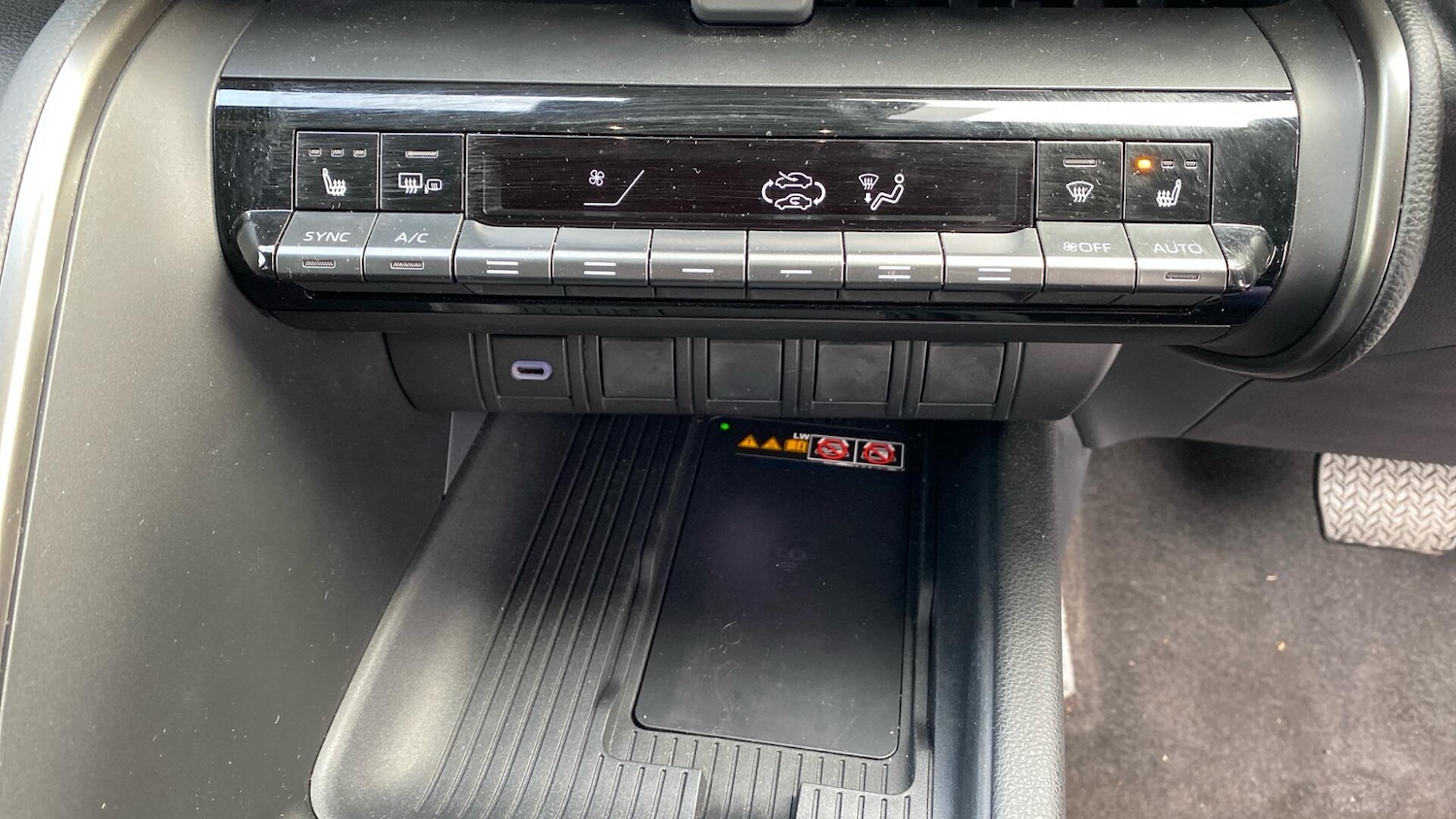 Used Toyota C-HR 2025 for sale - 76457624: Photo 41