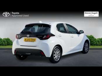 Used Toyota Yaris 2023 for sale - 74597789: Photo