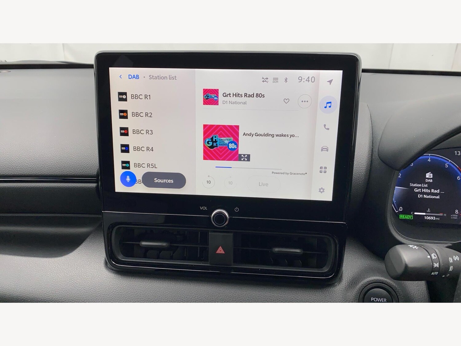 Used Toyota Yaris 2024 for sale - 77469051: Photo 27