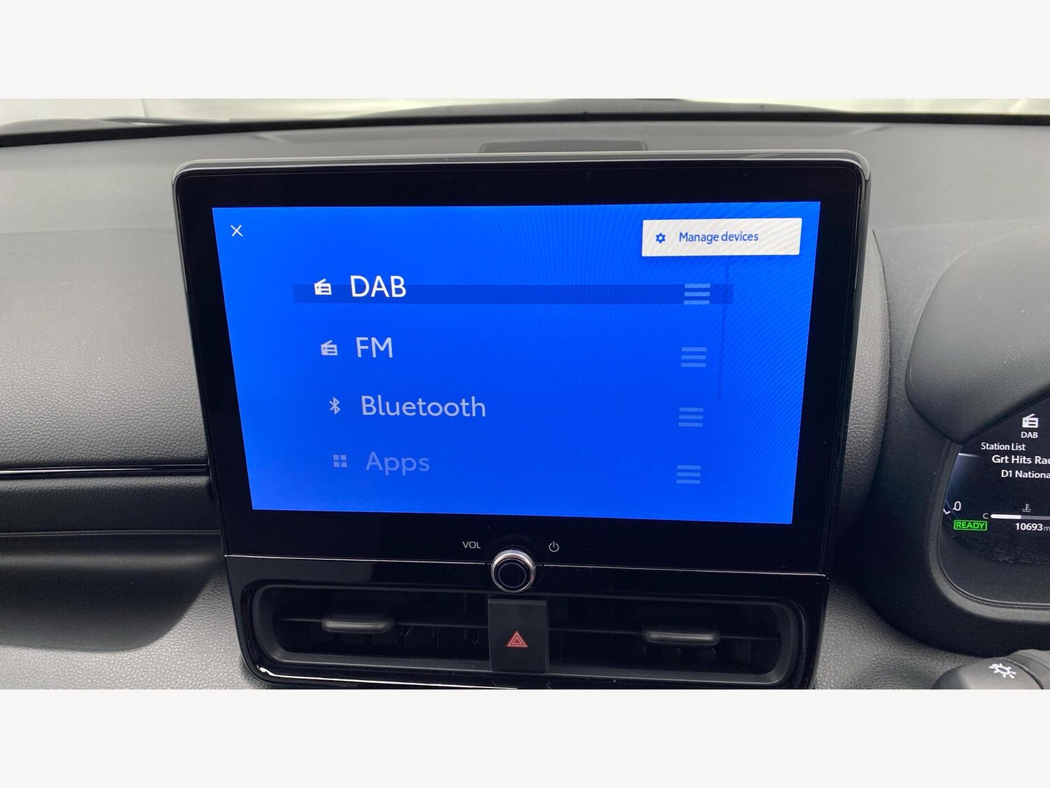 Used Toyota Yaris 2024 for sale - 77469051: Photo 28