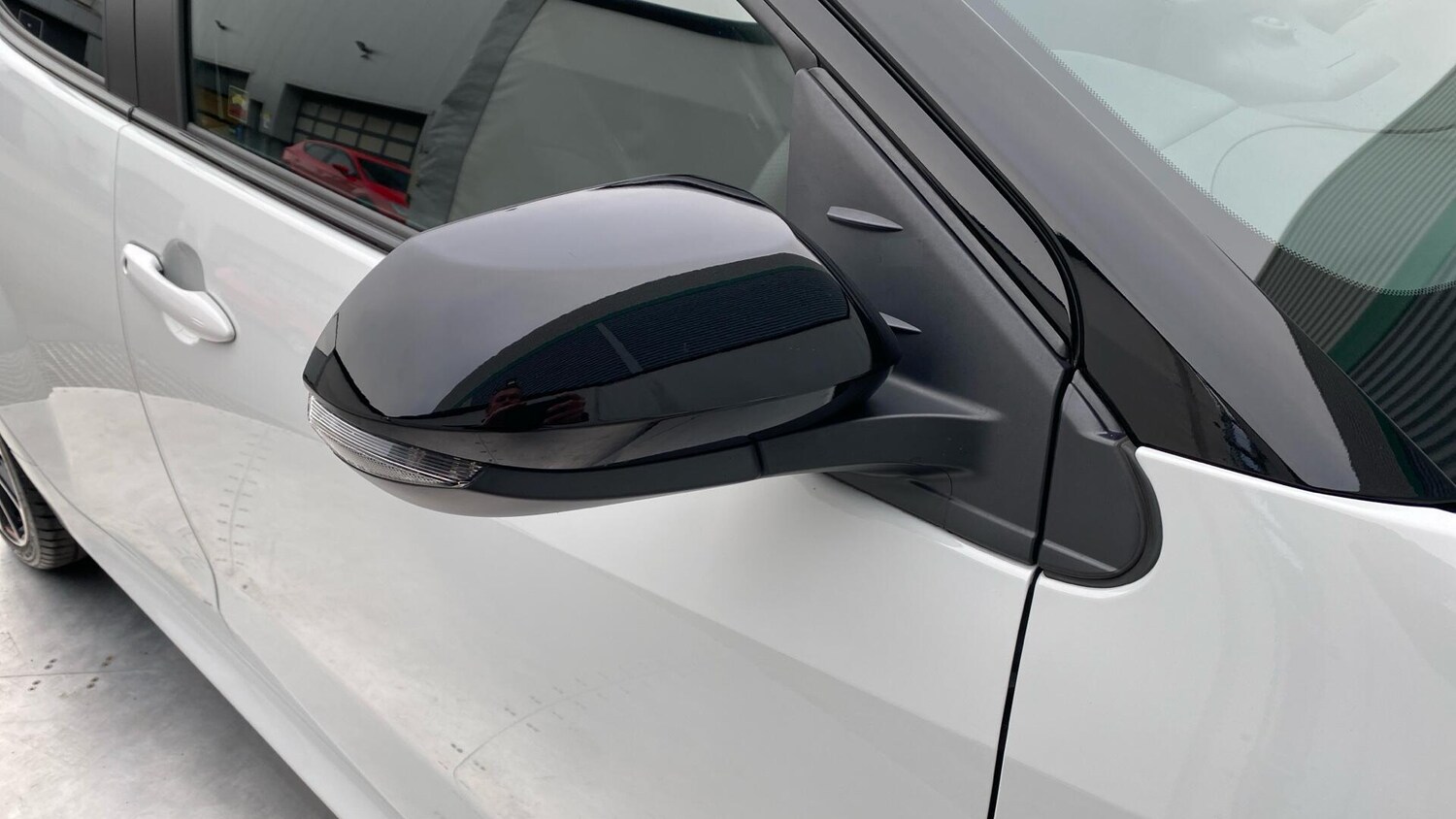 Used Toyota Yaris 2024 for sale - 77469051: Photo 35