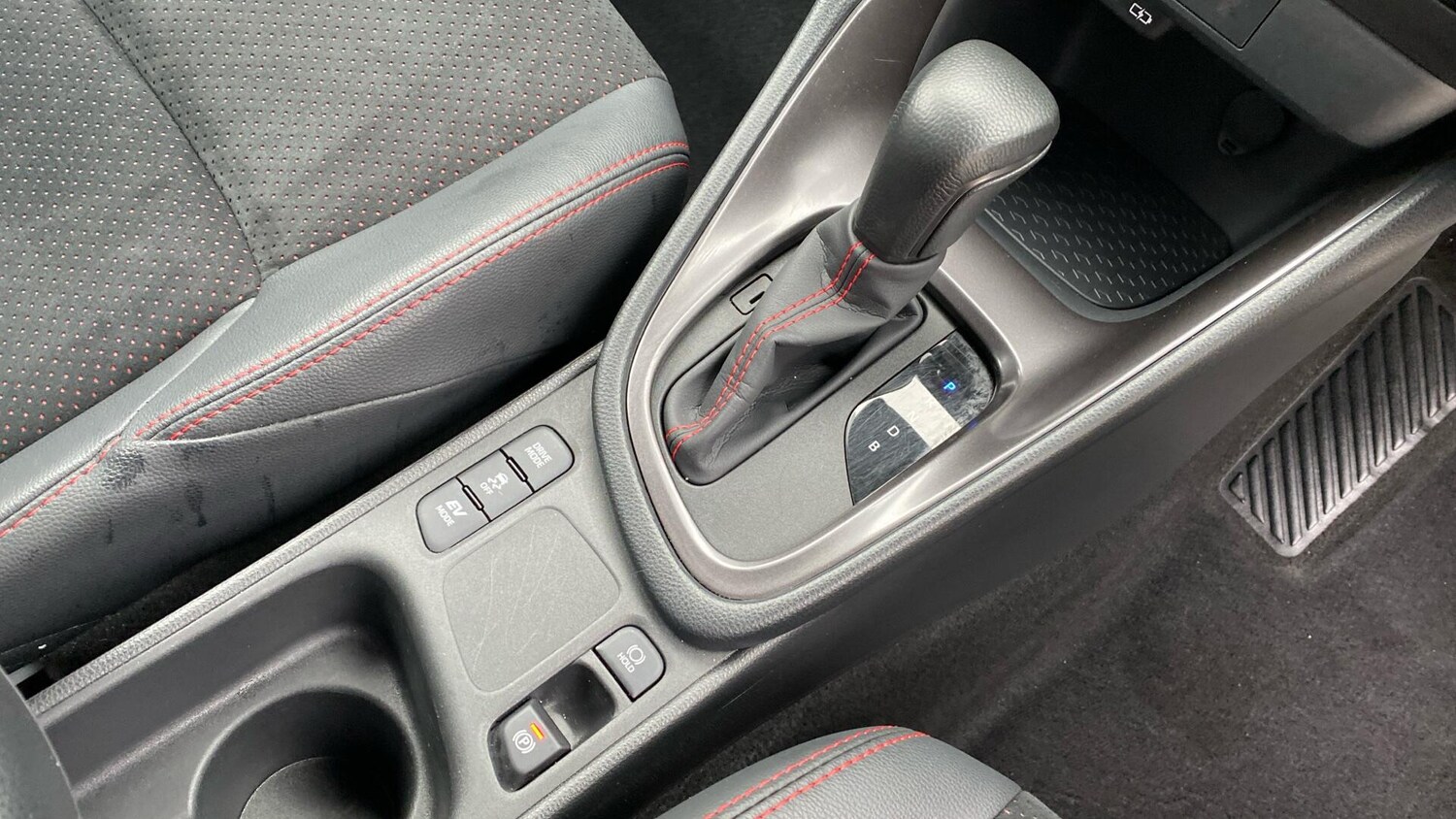 Used Toyota Yaris 2024 for sale - 77469051: Photo 43