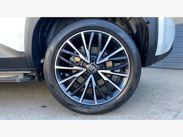 Used Toyota Yaris Cross 2023 for sale - 74599466: Photo 20