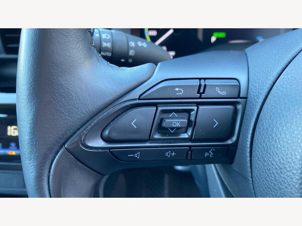 Used Toyota Yaris Cross 2023 for sale - 74599466: Photo 33