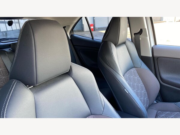 Used Toyota Yaris Cross 2023 for sale - 74599466: Photo 40
