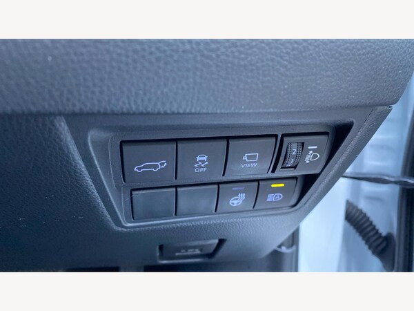 Used Toyota Yaris Cross 2023 for sale - 74599466: Photo 48