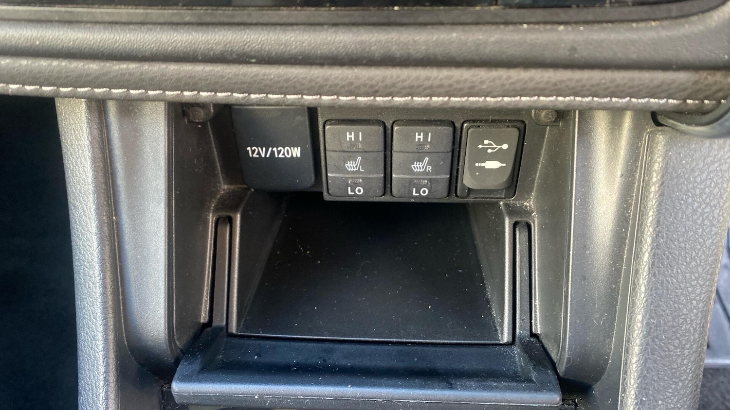 Used Toyota Auris 2016 for sale - 76667081: Photo 41