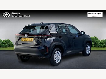 Used Toyota Yaris Cross 2023 for sale - 77658141: Photo