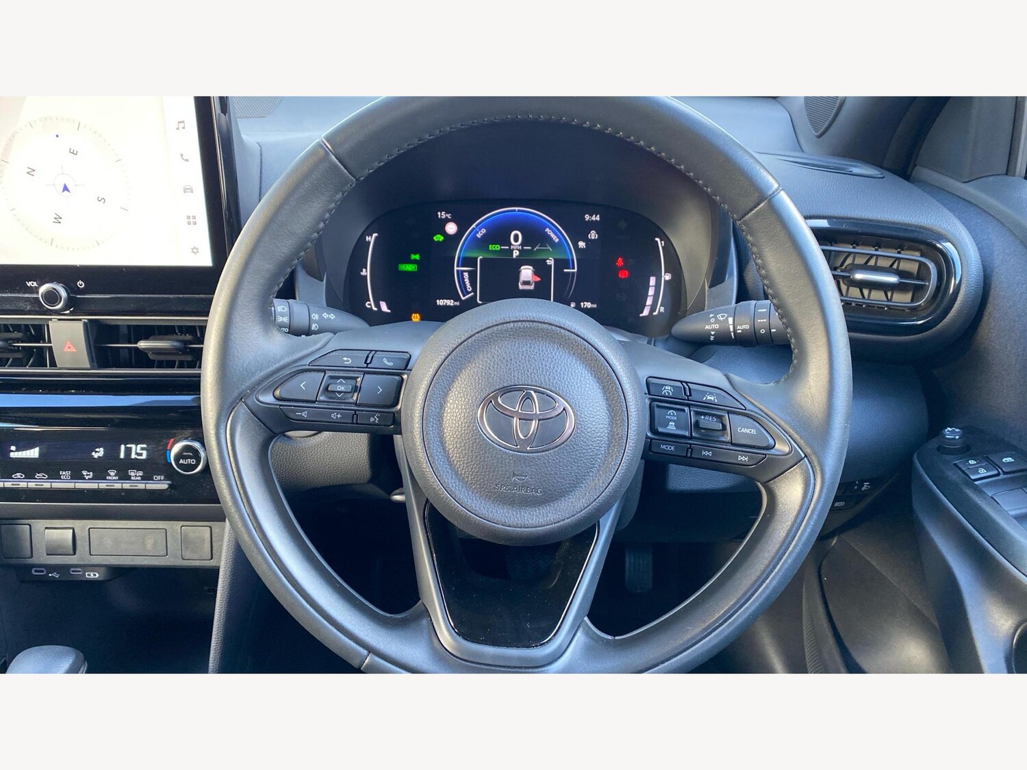 Used Toyota Yaris Cross 2024 for sale - 76013176: Photo 10