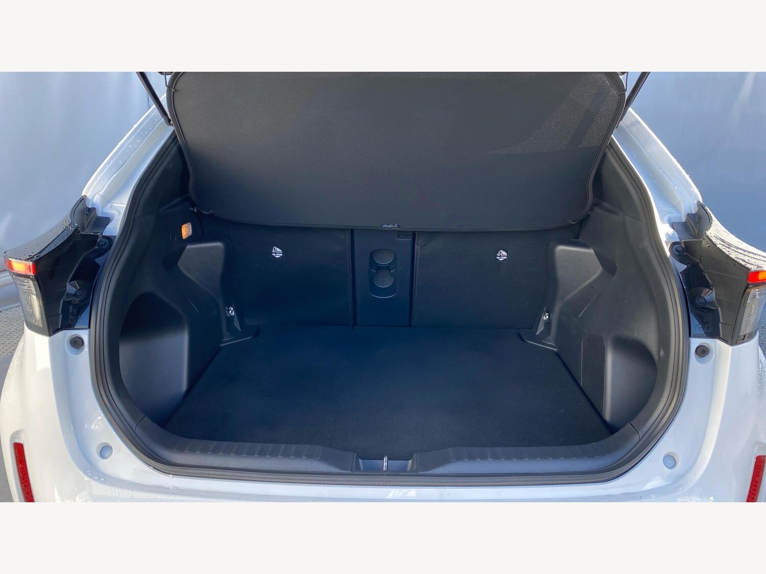 Used Toyota Yaris Cross 2024 for sale - 76013176: Photo 16