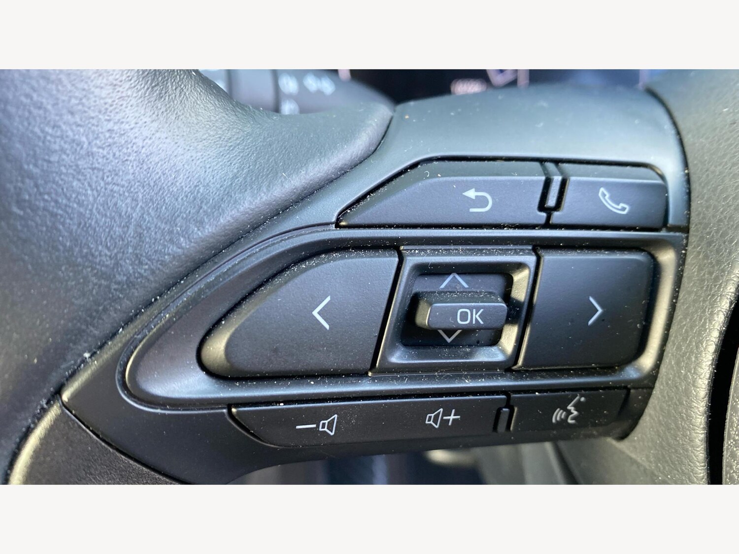Used Toyota Yaris Cross 2024 for sale - 76013176: Photo 29